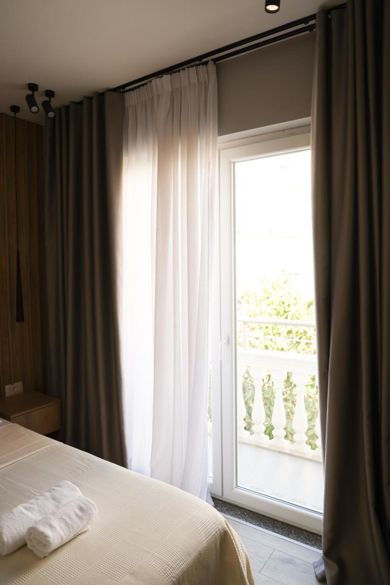 Sol Hotel Shkoder Exterior photo